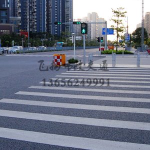 說一說蘇州道路劃線劃分為哪些？對應(yīng)表示什么？