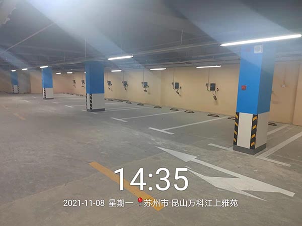 道路劃線，車位劃線，停車位劃線