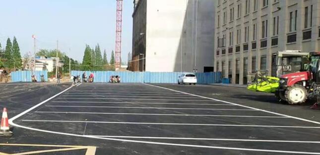 蘇州廠區(qū)內(nèi)道路如何劃線？找飛揚(yáng)市政