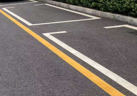 蚌埠停車(chē)位劃線(xiàn)施工單位是哪家？找飛揚(yáng)市政