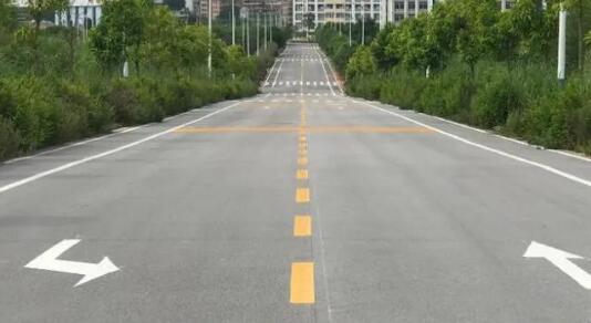 蘇州廠區(qū)劃線，自有施工團隊打造安全高效廠區(qū)